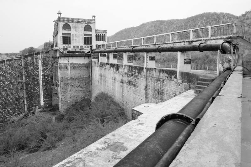 Impediments to enjoyment of Human Right to Water: 'Availability' Norm - Dried up Ramgarh Lake and its non-working water works in Jaipur district, Rajasthan